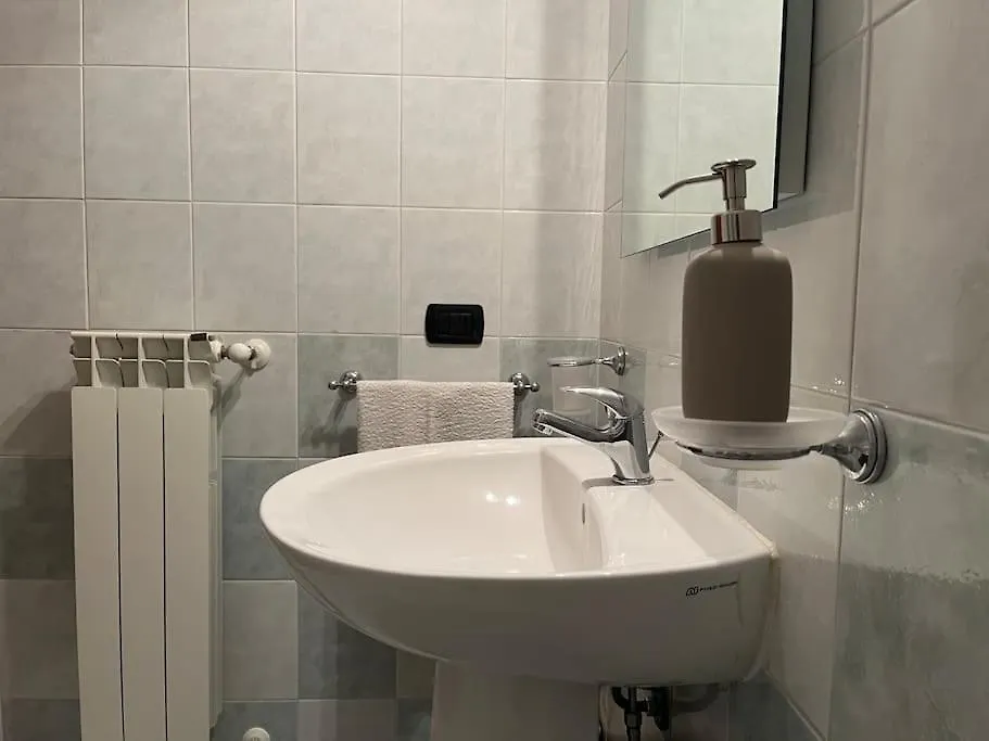 To Florence Apartment Prato  Italia