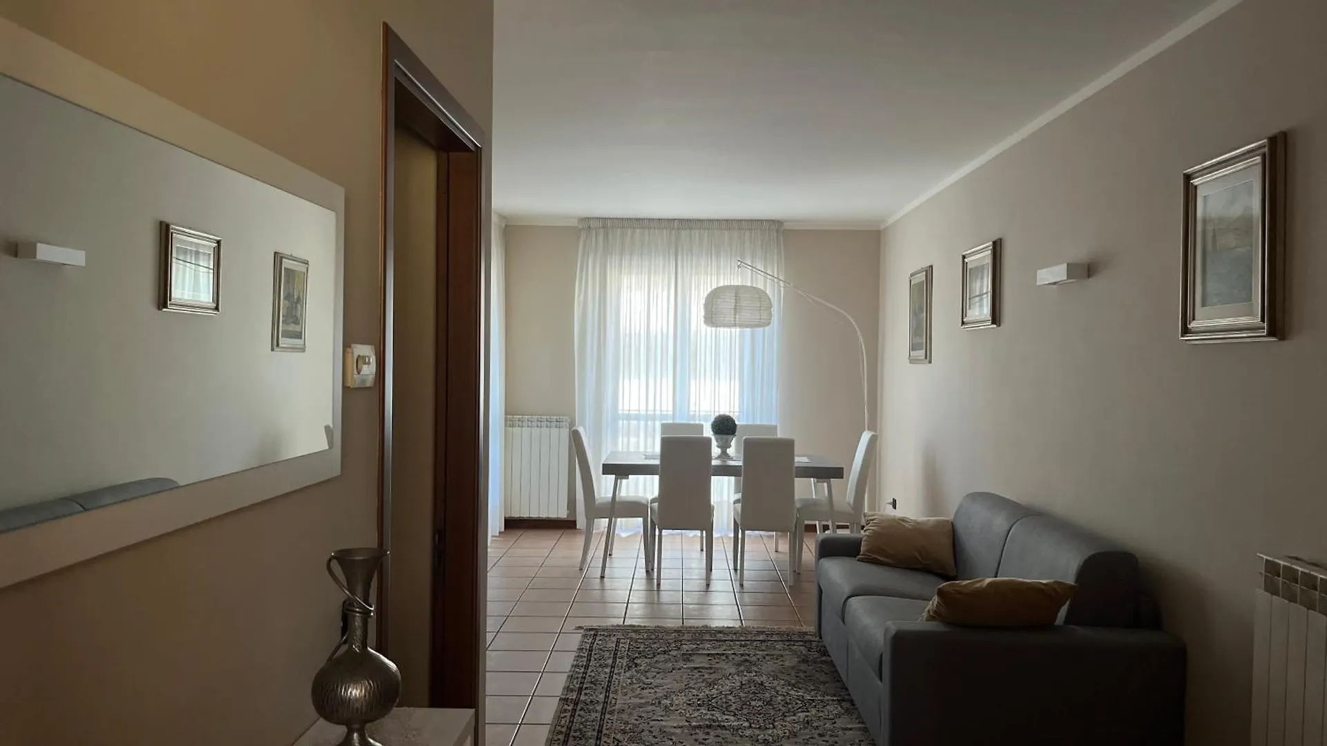 To Florence Apartment Prato  Italia